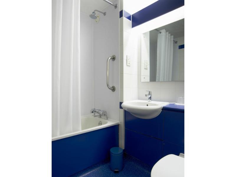 Travelodge 3* York